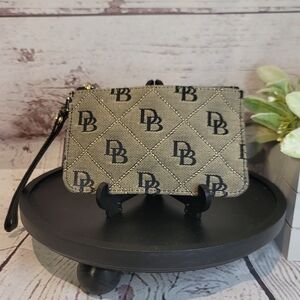 Dooney & Bourke Wristlet Wallet Purse